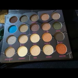 Barbarella eyeshadow palette